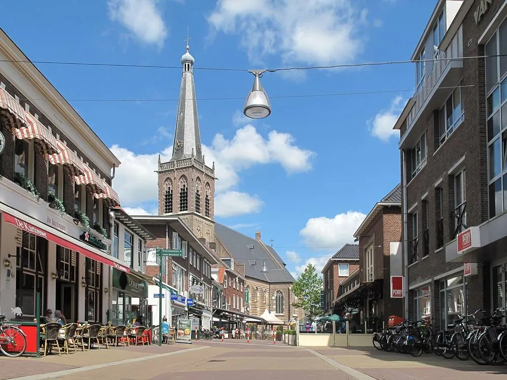Doetinchem: Doetinchem, Sint Catharinakerk RM13084 in straatzicht foto7 2012-07-22 14.54