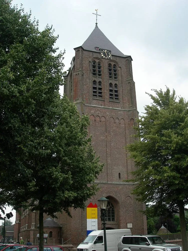 Geffen: Kerk Geffen (NL)DSCN6315